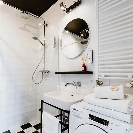 Arte Unia Art 121- Faktura Vat Garaz Daire Lublin